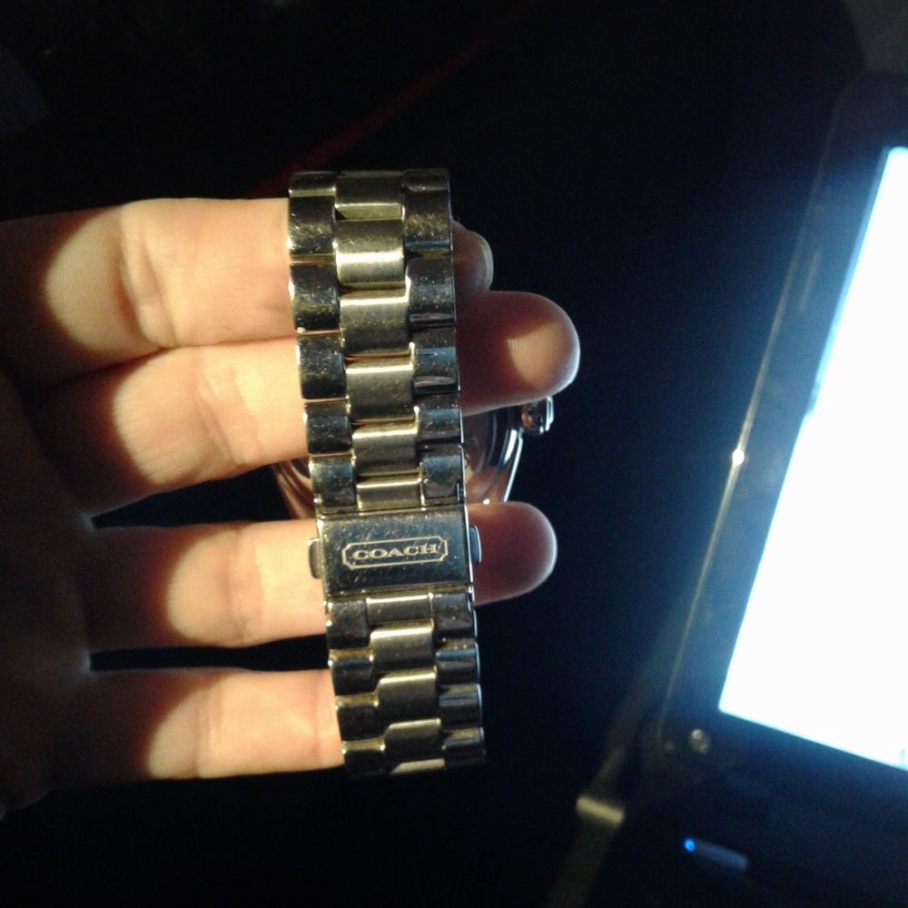 Coach Watch - Picture 2 of 2